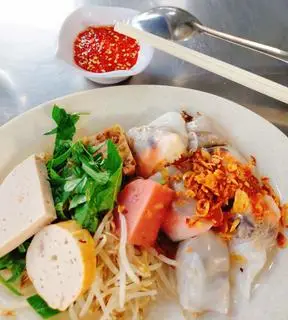 Hình ảnh Bánh Cuốn Nóng