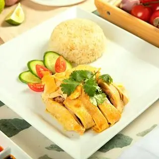 Hình ảnh Cơm ngon gà ta luộc, hấp