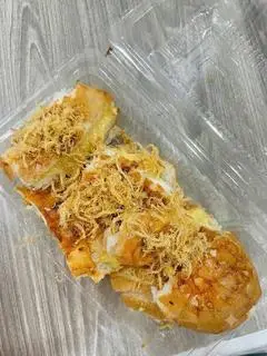 Hình ảnh Bánh mì nướng muối ớt sốt bơ vàng