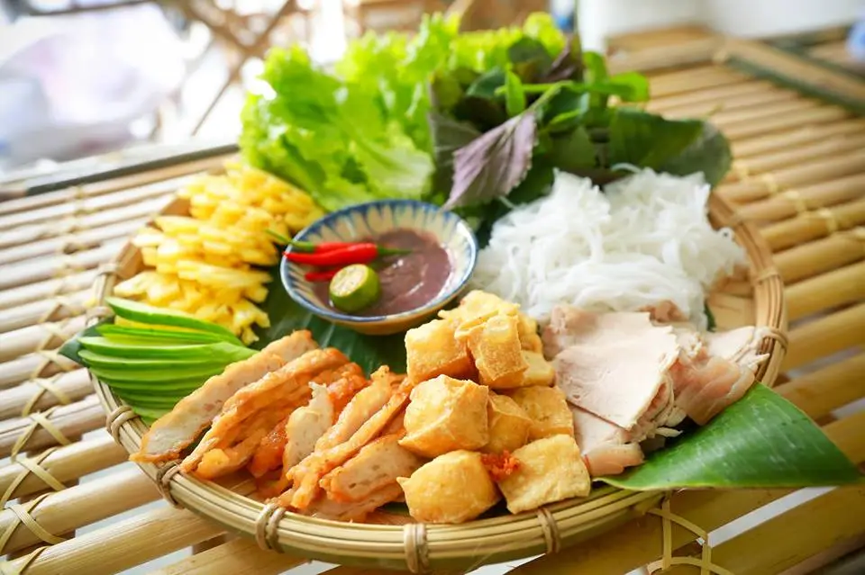 Hình ảnh Bún đậu đầy đủ 