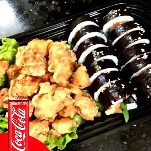 Hình ảnh Combo set gimbap gà giòn - coca cola chai