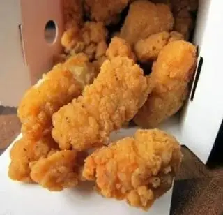 Hình ảnh Gà viên lắc phô mai