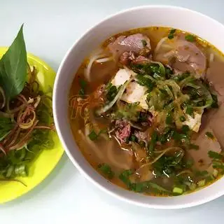 Hình ảnh Bún bò tái