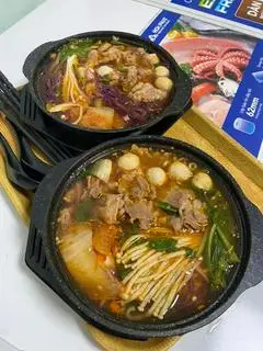 Hình ảnh Mỳ cay xúc xích 