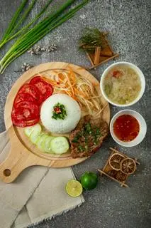 Hình ảnh Cơm tâm sườn
