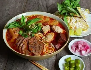 Hình ảnh BÚN BÒ TÁI NẠM BÒ VIÊN 