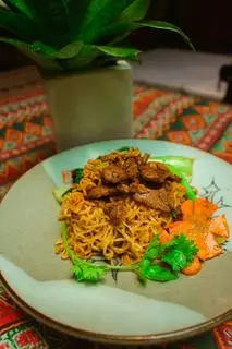 Hình ảnh Mì xào bò