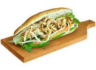 Hình ảnh Bánh mì gà xé