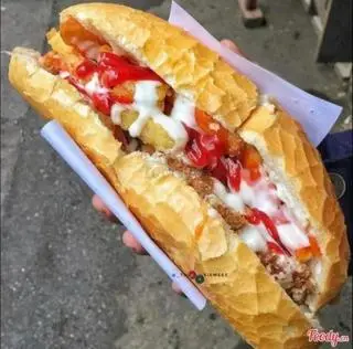 Hình ảnh Bánh mì trứng xúc xích