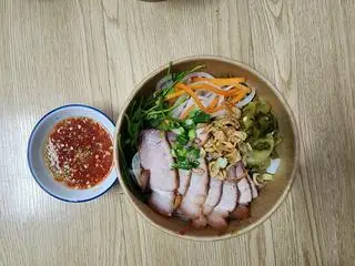 Hình ảnh Bánh ướt xá xíu