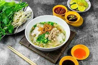 Hình ảnh Hủ tiếu thịt