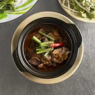 Hình ảnh Cơm sườn non trứng kho