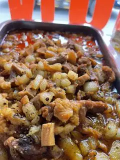 Hình ảnh  Cơm thịt kho tiêu