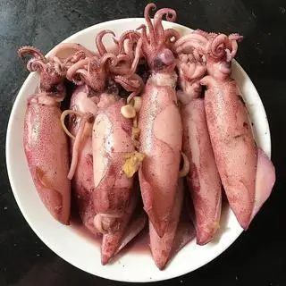 Hình ảnh mực ống hấp sả tặng 1 trà chanh