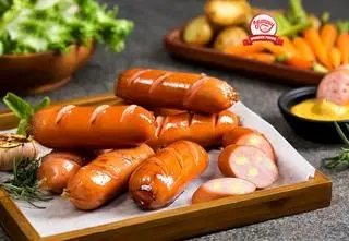 Hình ảnh Xúc Xích Phomai (1 Cây)