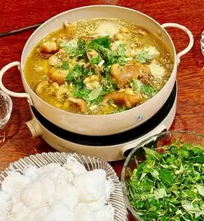 Hình ảnh Lẩu  móng giò 