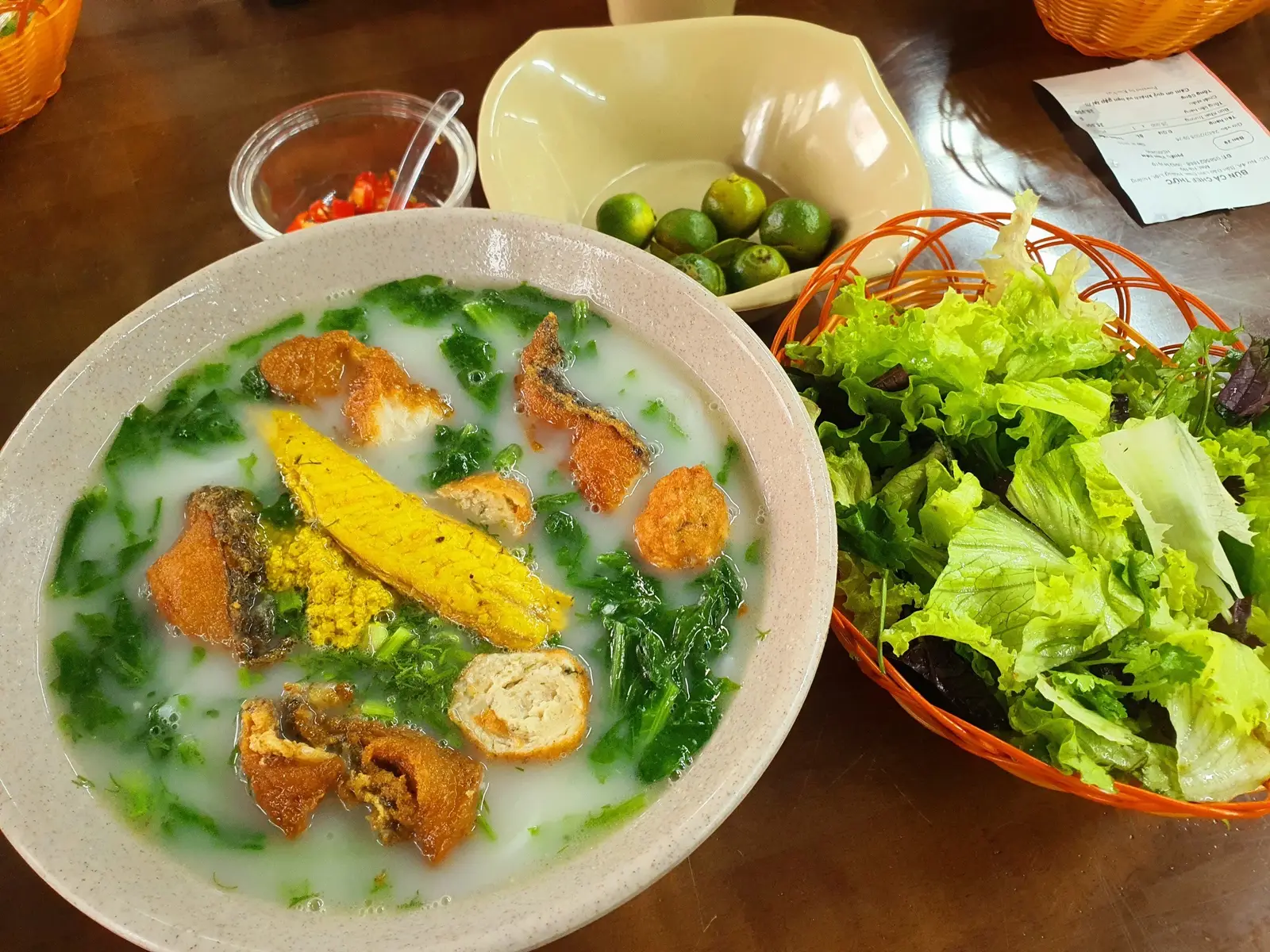 Hình ảnh Bún cá sữa tô trẻ em