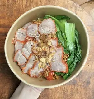 Hình ảnh Mì trộn xá xíu