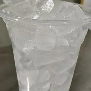 Hình ảnh 1ly tẩy đá 800ml