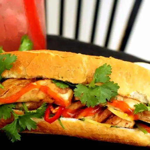 Hình ảnh Bánh mì xúc xích