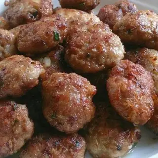 Hình ảnh Bún thịt viên Hà Nội