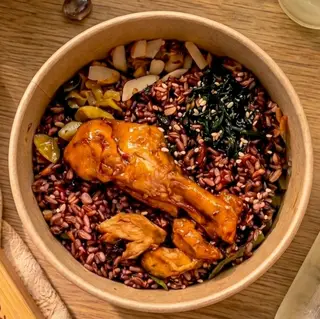 Hình ảnh Cơm Lứt Đùi Vịt nướng BEE