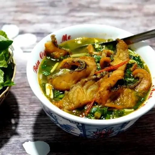 Hình ảnh Bánh đa trắng cá chiên giòn
