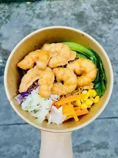 Hình ảnh Mì trộn Tôm Surimi tặng 1 ly trà tắc