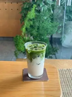 Hình ảnh Matcha sữa gấu latte