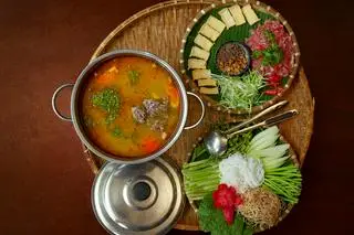 Hình ảnh Lẩu riêu cua bắp bò (Lớn)