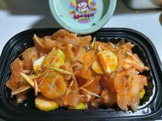 Hình ảnh gân bò sốt thái