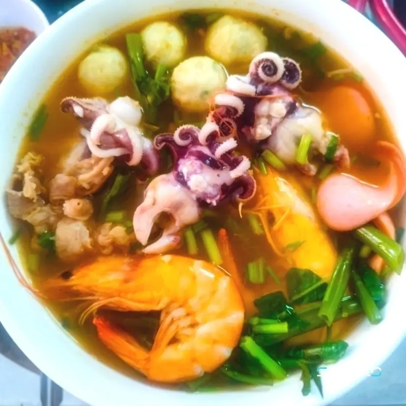 Hình ảnh Bún Thái Thập Cẩm Đặt Biệt