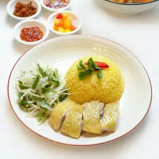 Hình ảnh Cơm gà vườn chặt