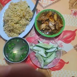 Hình ảnh Cơm rang gà xé