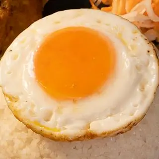 Hình ảnh Trứng chiên thêm