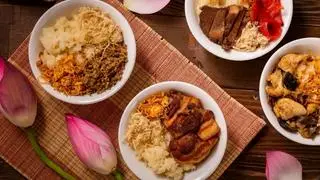 Hình ảnh Xôi Xúc Xích Thịt Kho 