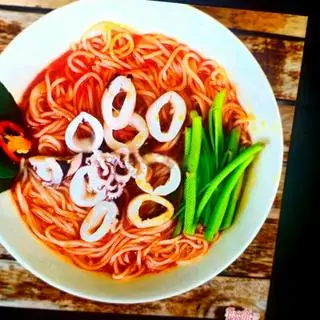 Hình ảnh Bún Thái mực