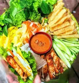 Hình ảnh Combo Nem Nướng Nha Trang & Trà Đào