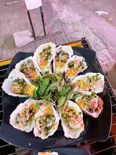 Hình ảnh sét 5 con hàu nướng trứng 