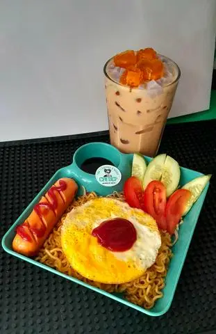 Hình ảnh Mì trộn trứng ốp la + Trà sữa full topping (size L)