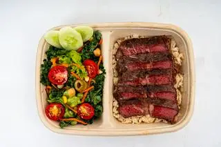 Hình ảnh Cơm lứt steak bò úc nướng seasoning