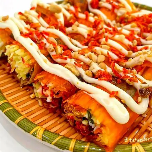 Hình ảnh Bánh tráng cuộn khô bò + sốt mayyo