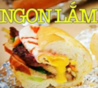 Hình ảnh Bánh mỳ xá xíu trứng