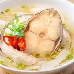 Hình ảnh Lẩu cá bóp nấu măng chua