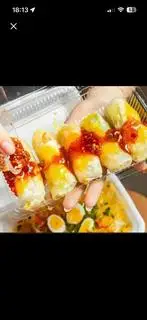 Hình ảnh Cuốn lòng đào sốt me bơ