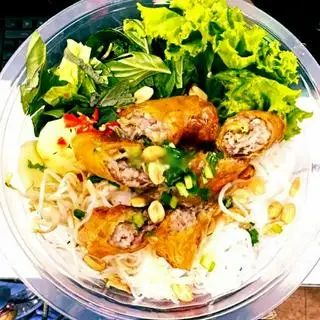 Hình ảnh Bún Chả Giò