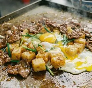 Hình ảnh Bột chiên bò trứng - đặc biệt