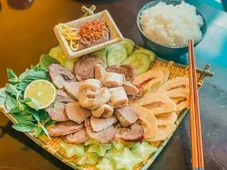 Hình ảnh Cơm Tam Sên