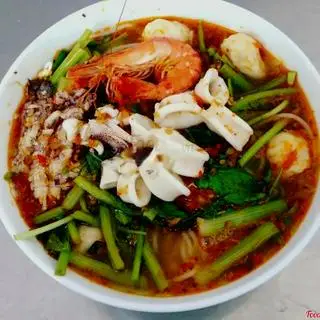 Hình ảnh Bún Thái hải sản