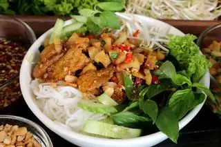 Hình ảnh Bún thịt xào